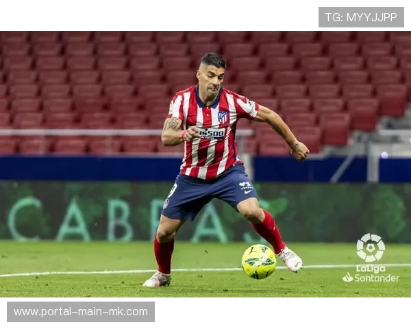 “西蒙尼的442革命：马竞如何在欧冠赛场重塑防守艺术”